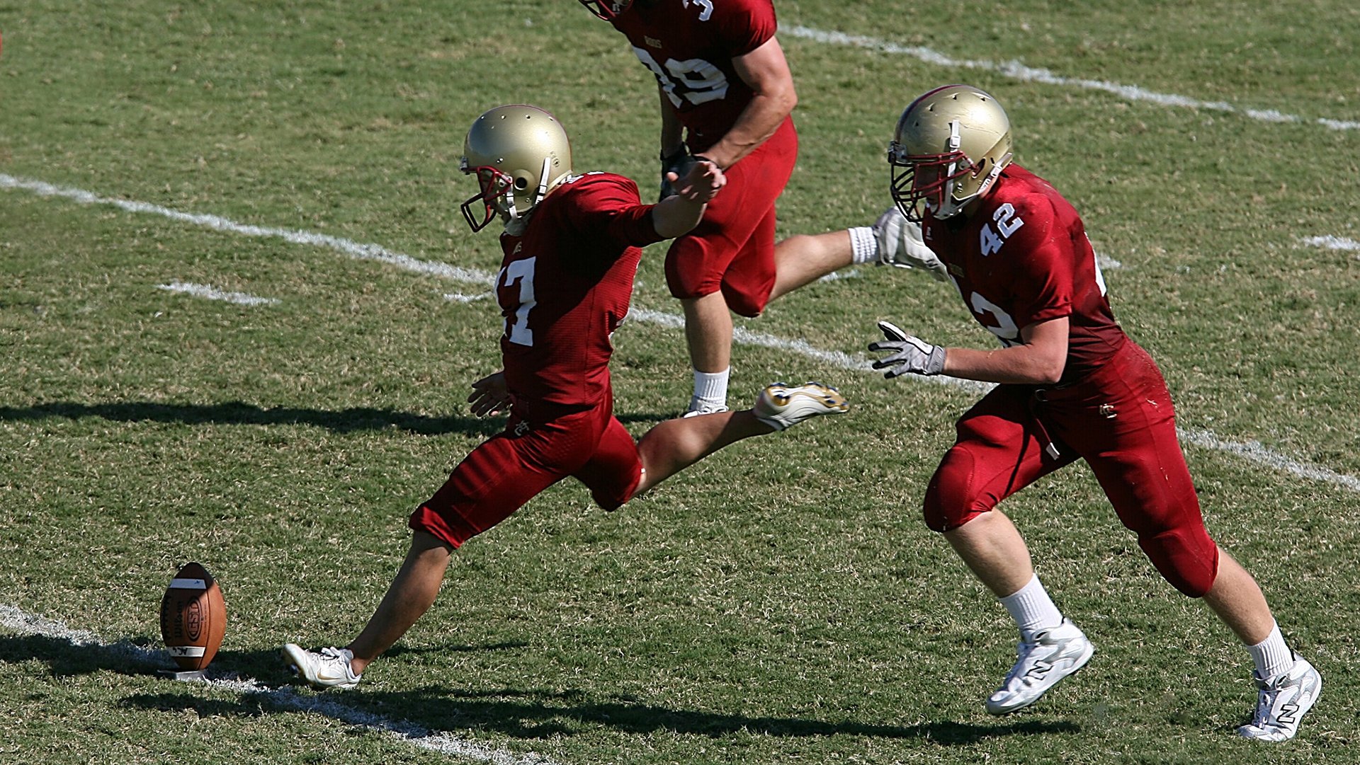 黄潜风暴席卷郁金香！格列兹曼一剑封喉，欧洲足坛再写传奇篇章