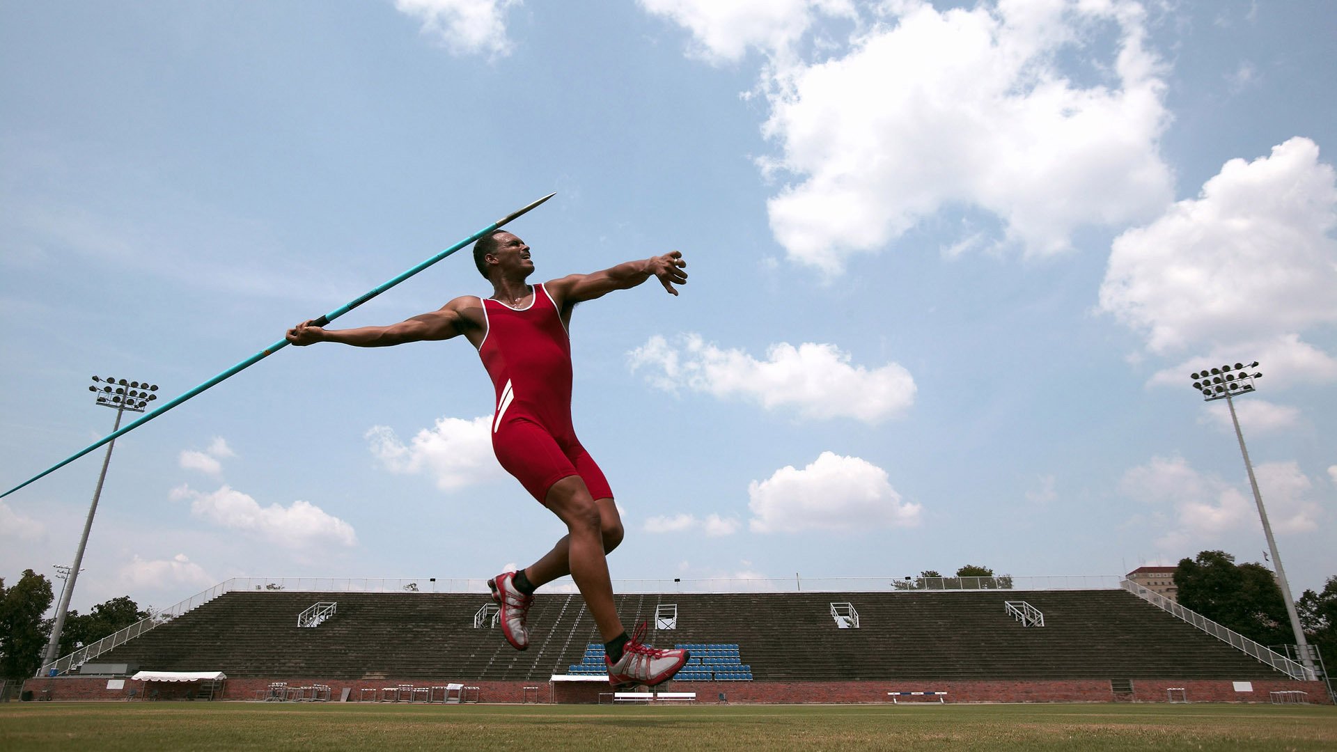 北境风暴席卷西非，当挪威的足球野心遇上基耶萨的亚平宁之光
