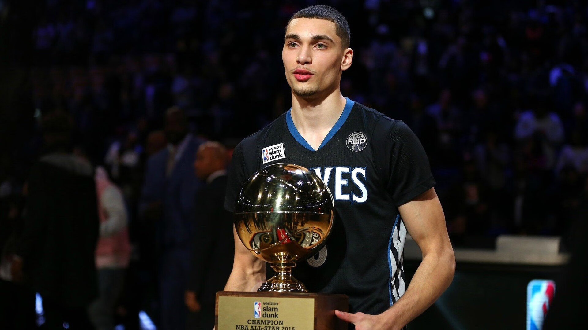 沙漠风暴席卷美利坚,当突尼斯用一脚世界波击碎帝国黄昏