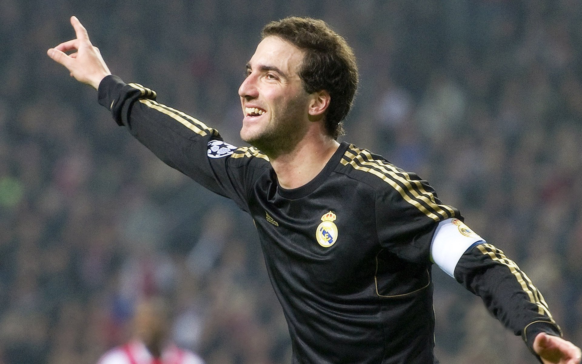 沙漠风暴席卷美利坚,当突尼斯用一脚世界波击碎帝国黄昏